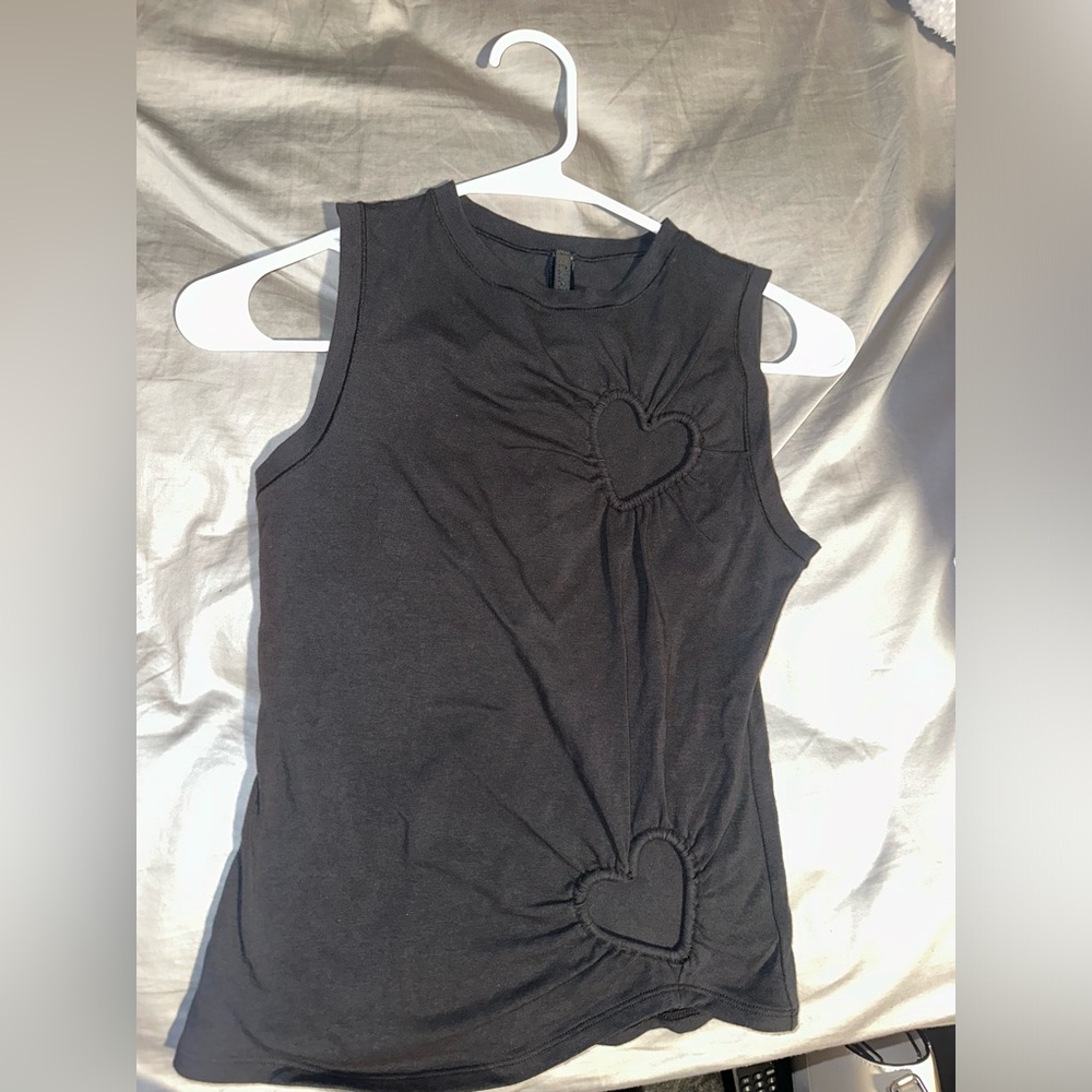 Skims Valentine’s Day, black heart shirt